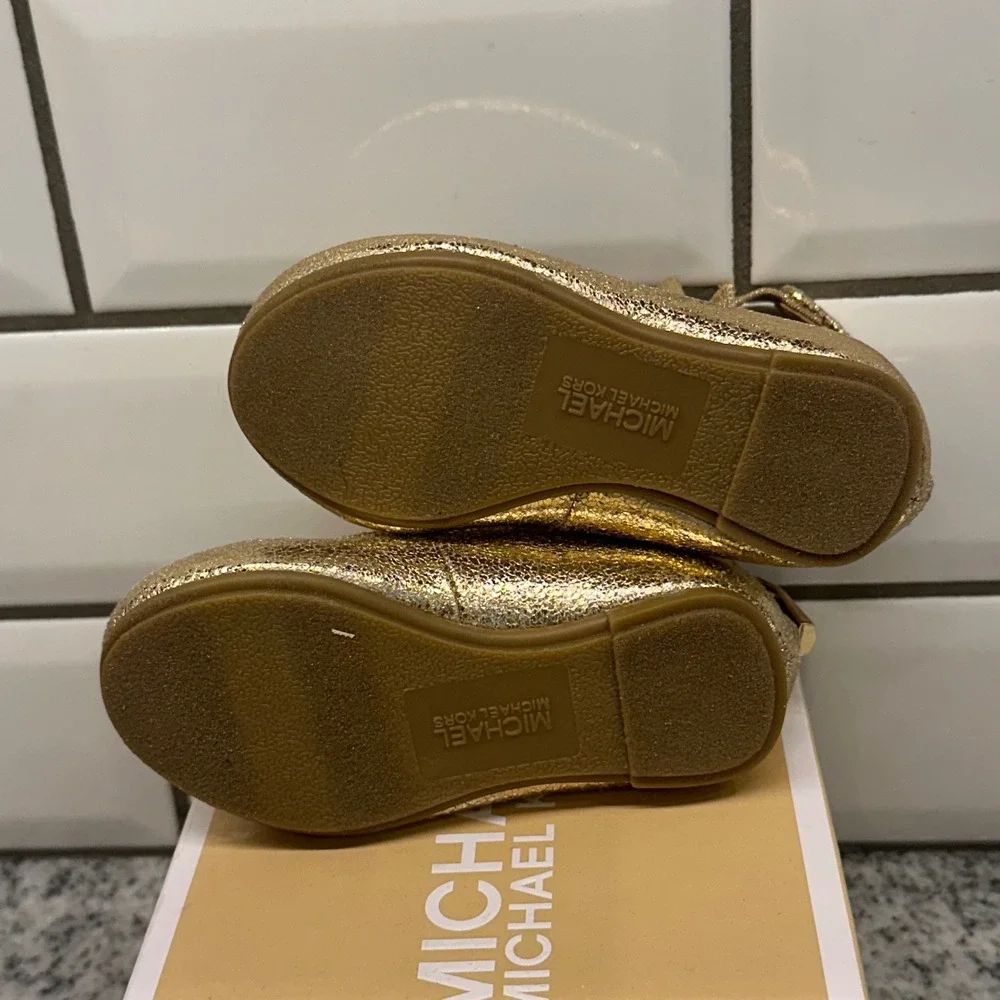 Michael Kors Rose Gold Flats Dress Shoes Bow Accent Zipper Closure Infant Size 5